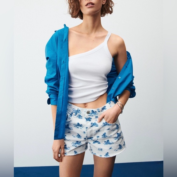 BNWT Mango Women's PRINTED DENIM SHORT Size US 4/EUR 36 - Picture 1 of 5